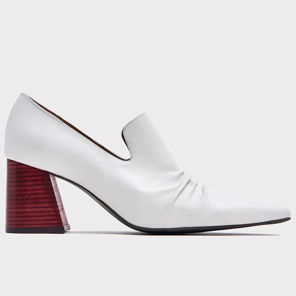 KIM MATIN Sz 8 Wooden Heeled Loafer in White - Chunky Block Heel